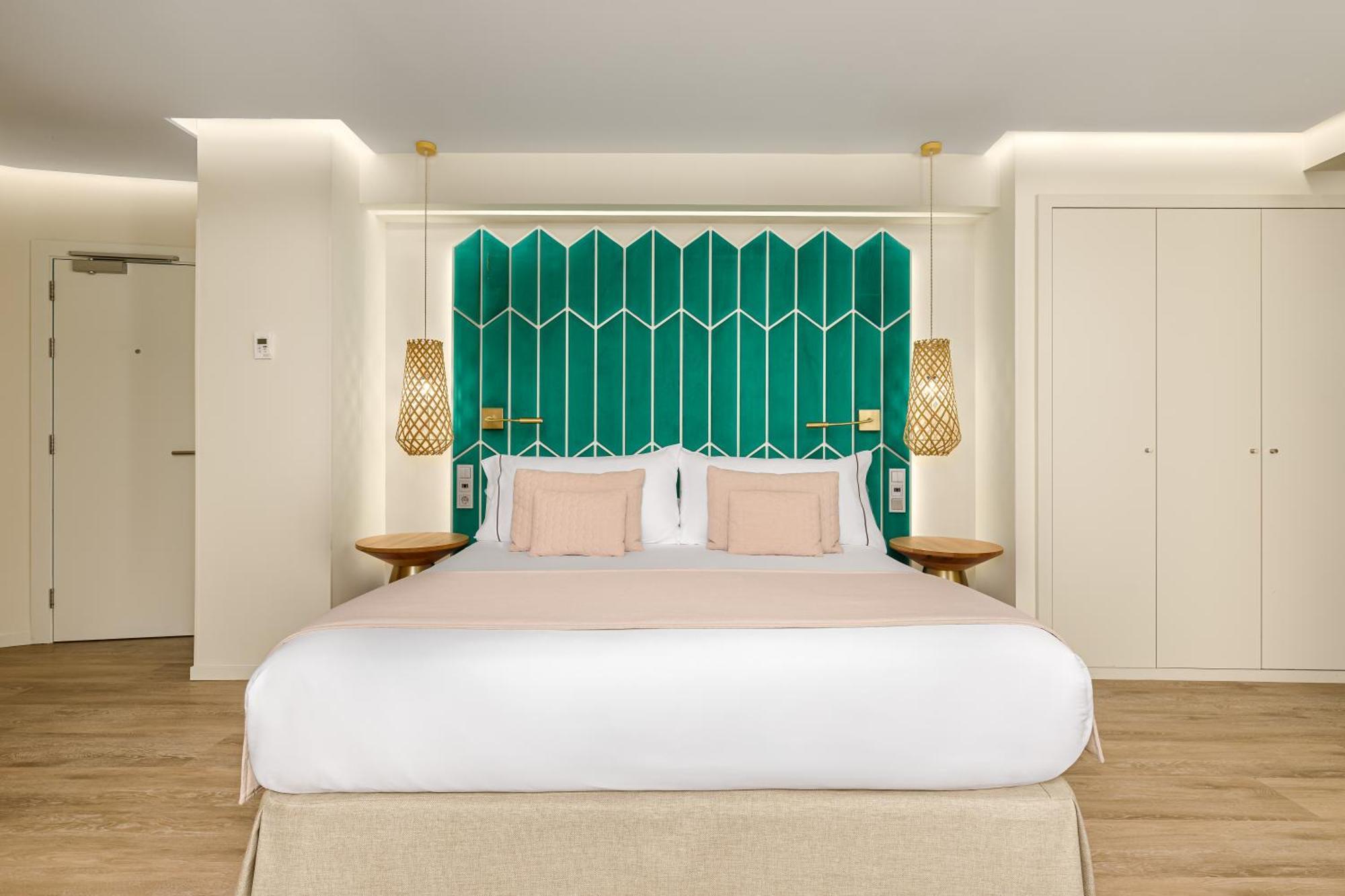 Standard Triple Room,1688860913:JPEG